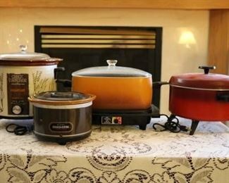 Crock pots and roasters