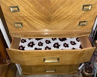 https://www.grasons.com/wp-content/uploads/2019/11/52663dbf-08d1-413c-9b27-c18ea0a85e48-418525-rhE1VGUv.jpeg