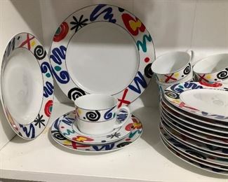 Studio Nova Color Mural YA 056 12 Place Setting