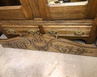 Antique Mirrored Oak Wardrobe  - Top for Wardrobe - (to tall to  put on).