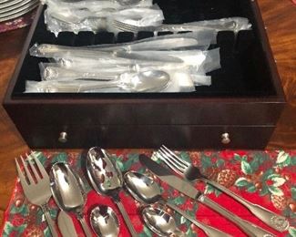 Towel Shell Stainless Flatware 8 Place Settings plus Serving Pieces.  New Never Used with Box. 