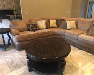 Thomasville sectional in excellent condition. No sign of wear or stains.
