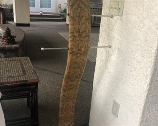 Wicker Kokomo towel holder