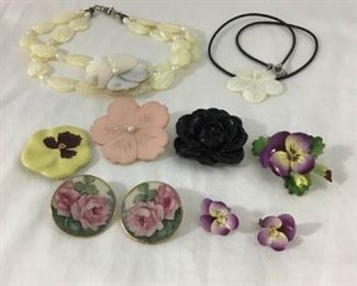 Vintage Flower Jewelry - Staffordshire https://ctbids.com/#!/description/share/278070