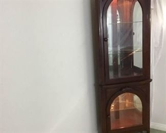 Vintage Dark Grain Wood Corner Curio Cabinet https://ctbids.com/#!/description/share/278034