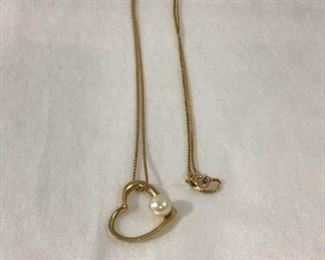 14K Chain with Floating Heart Pendant https://ctbids.com/#!/description/share/278066
