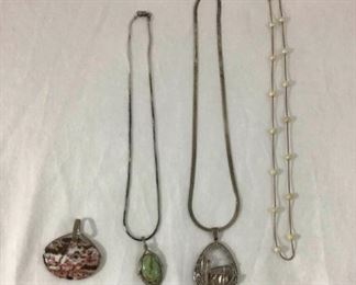 Sterling Jewelry https://ctbids.com/#!/description/share/278095