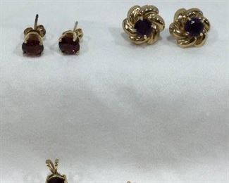 14K Earrings with Red Stones https://ctbids.com/#!/description/share/278109