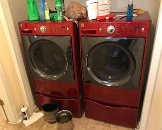Kenmore Elite like new washer and dryer
