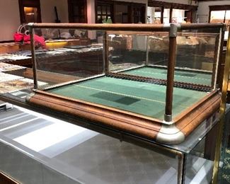 Counter Top Showcase