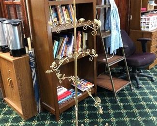 Metal Christmas Tree Display Rack