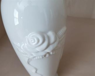 Lenox Vase. MY funny is gone