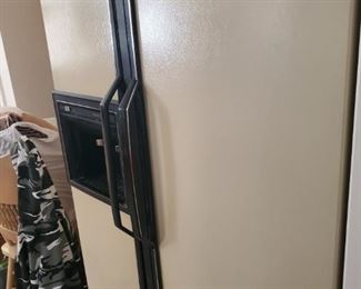 Another food storage machine