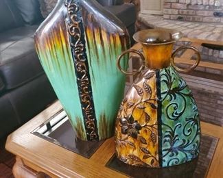Hello! I am a vase!
