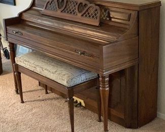 Kimball Upright Console Piano 41x58x25 HxWxD