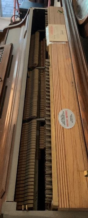 Kimball Upright Console Piano 41x58x25 HxWxD