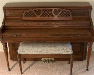 Kimball Upright Console Piano 41x58x25 HxWxD