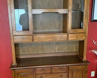 Walnut Vintage China Cabinet/Buffet/Hutch 80x54x17in HxWxD