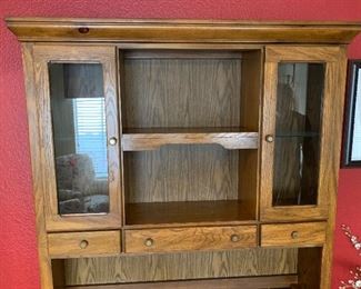 Walnut Vintage China Cabinet/Buffet/Hutch 80x54x17in HxWxD