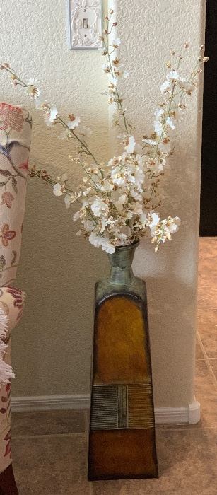 Lg Decor Vase