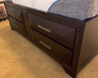 Queen Sz Contemporary Storage/Dresser Bed Memory Foam 57x63x91in HxWxD