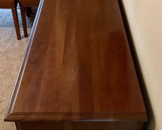 Vintage 11-Drawer Dresser 33x61x19in HxWxD