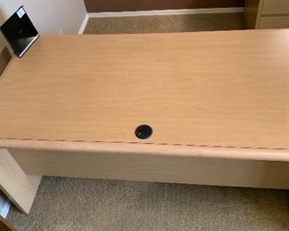National Arrowood Natural Desk 29x60x30in HxWxD