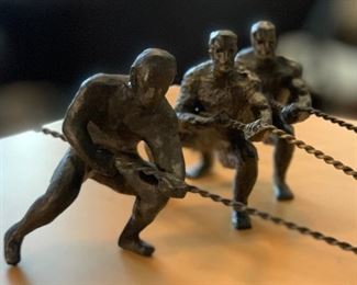 Global View Mountain Climbing Men Sculpture