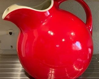 Halls Ball Pitcher