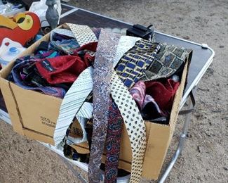 variety of neck ties