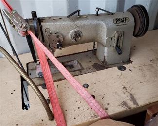 industrial sewing machine