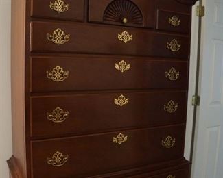 Much better picture of the color of the highboy