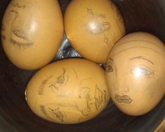 Love the sketches that were done on these egg shells