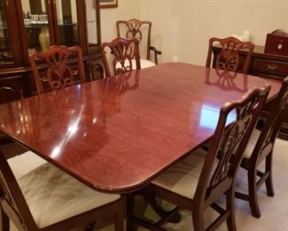 Dinning Table & Chairs
