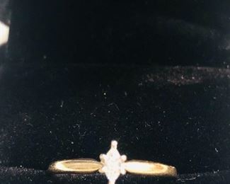 14k gold marquis cut diamond solitaire 1/10 carat
