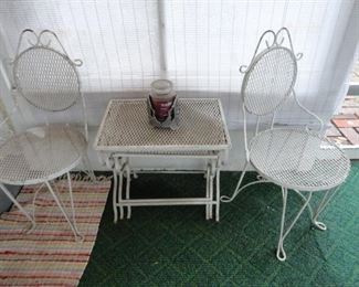 LOTS OF PATIO FURNITURE