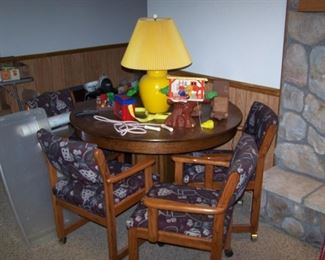OLD ROUND OAK TABLE, SET OF 4 CLUB CHAIRS & TOYS