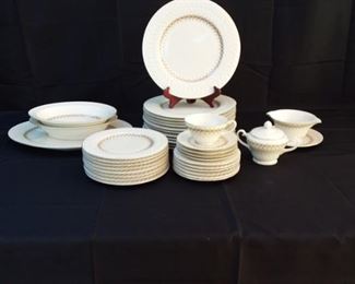 Theodore Haviland New York by Ashley Incomplete dinner service