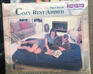 https://www.grasons.com/wp-content/uploads/2019/11/air-mattress-094284-KXGZGMLA.jpg