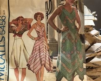 https://www.grasons.com/wp-content/uploads/2019/11/patterns-641890-UZumY1RT.jpg
