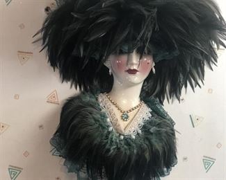 https://www.grasons.com/wp-content/uploads/2019/11/porcelin-face-277326-9TX2zM1F.jpg