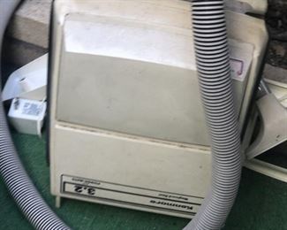 https://www.grasons.com/wp-content/uploads/2019/11/vintage-vaccum-cleaner-686205-ckhrBfbd.jpg