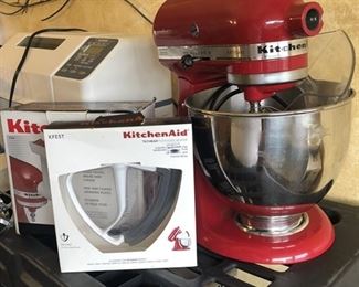 https://www.grasons.com/wp-content/uploads/2019/11/kitchen-mixer-266078-DWEDmWB4.jpeg