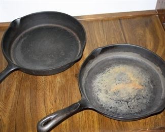 There are Cast iron Pans