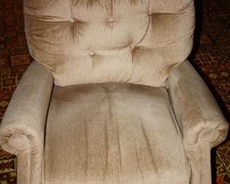Yet another nice recliner