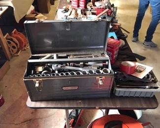 So many tools. Could have taken many more pictures