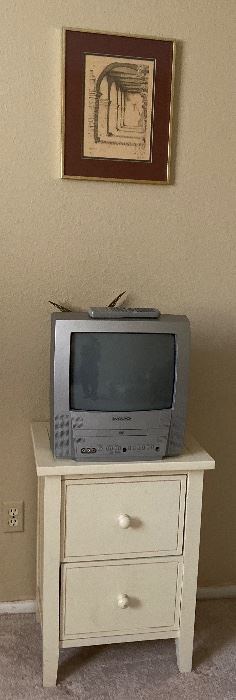 Sidetable/TV Stand, TV