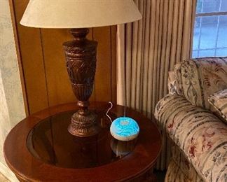 End Table Glass Top, Lamp (Diffuser NFS)