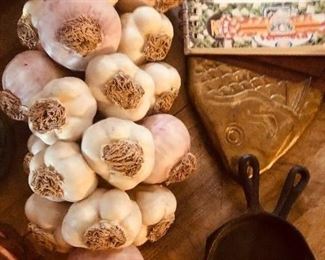 Beautiful hand painted ceramic garlic