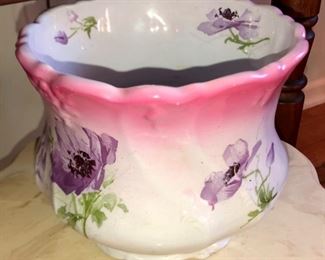 Victorian hand painted jardinière  or vase/flowerpot.